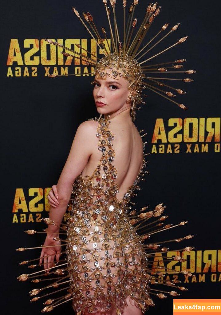 Anya Taylor-Joy / anyataylorjoy / owlicats leaked photo photo #1312