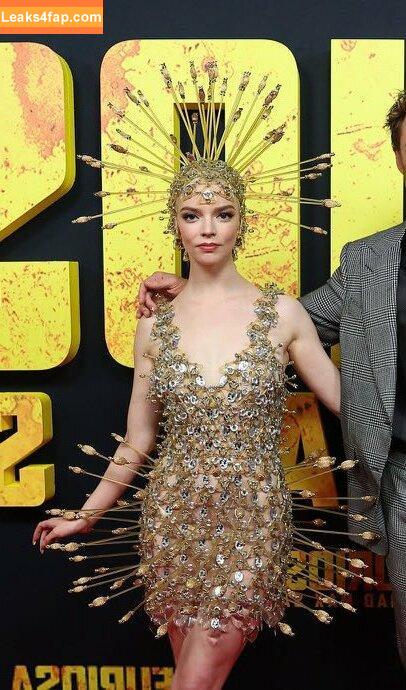 Anya Taylor-Joy / anyataylorjoy / owlicats leaked photo photo #1313