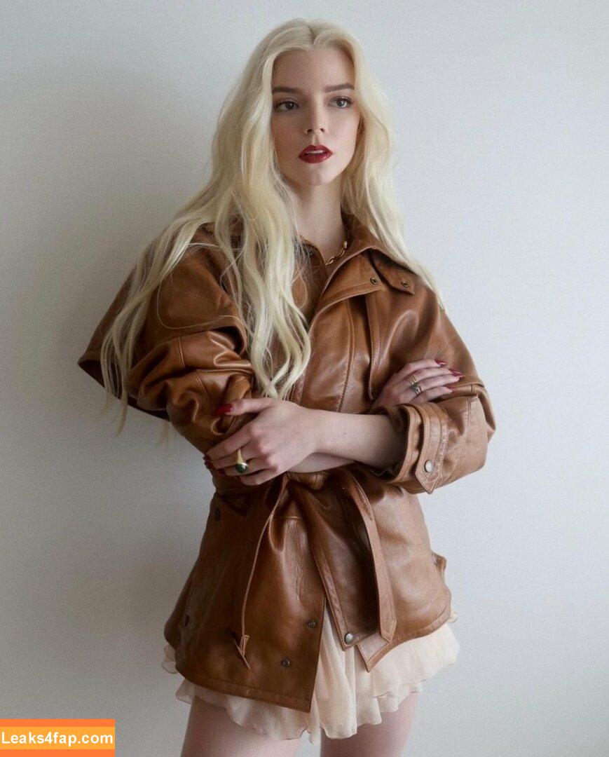 Anya Taylor-Joy / anyataylorjoy / owlicats leaked photo photo #1318