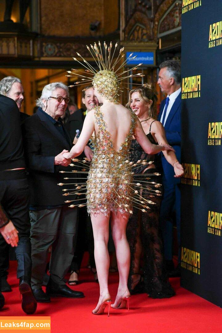 Anya Taylor-Joy / anyataylorjoy / owlicats leaked photo photo #1335