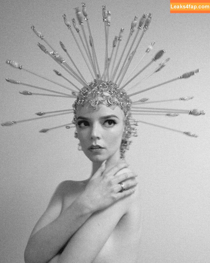Anya Taylor-Joy / anyataylorjoy / owlicats leaked photo photo #1345