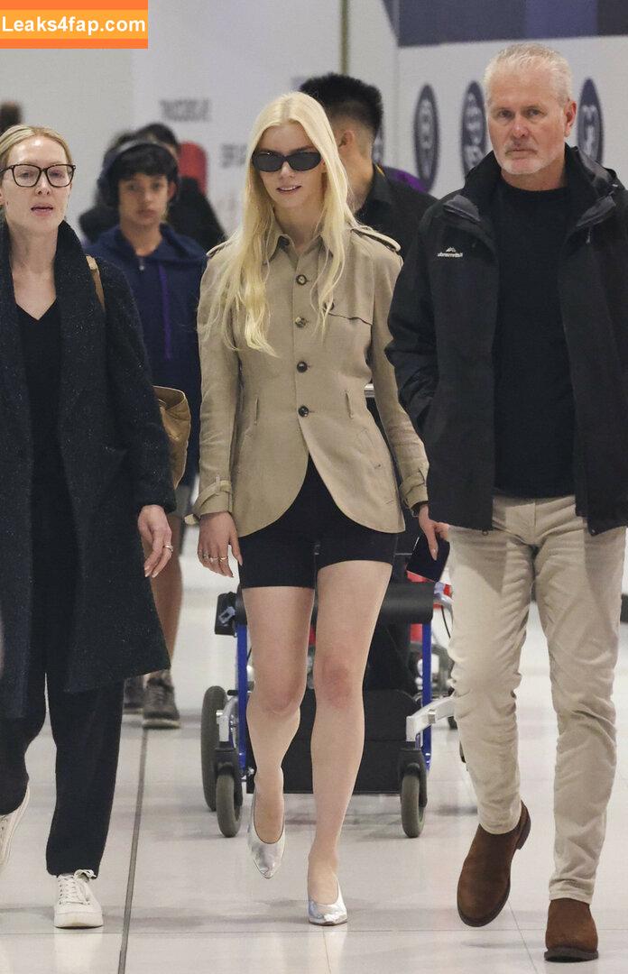 Anya Taylor-Joy / anyataylorjoy / owlicats leaked photo photo #1357