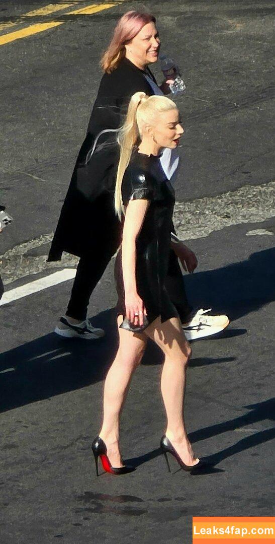 Anya Taylor-Joy / anyataylorjoy / owlicats leaked photo photo #1379