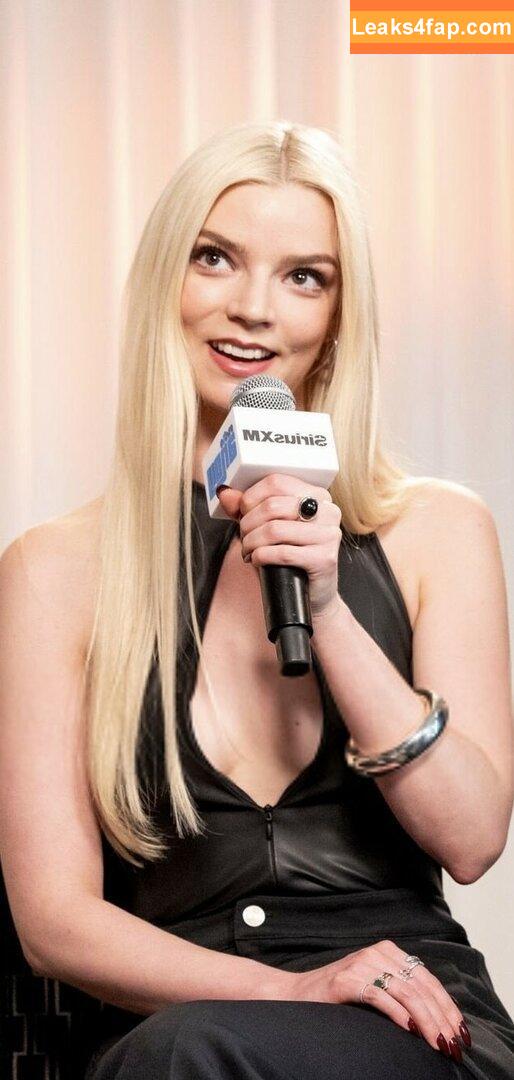 Anya Taylor-Joy / anyataylorjoy / owlicats leaked photo photo #1392