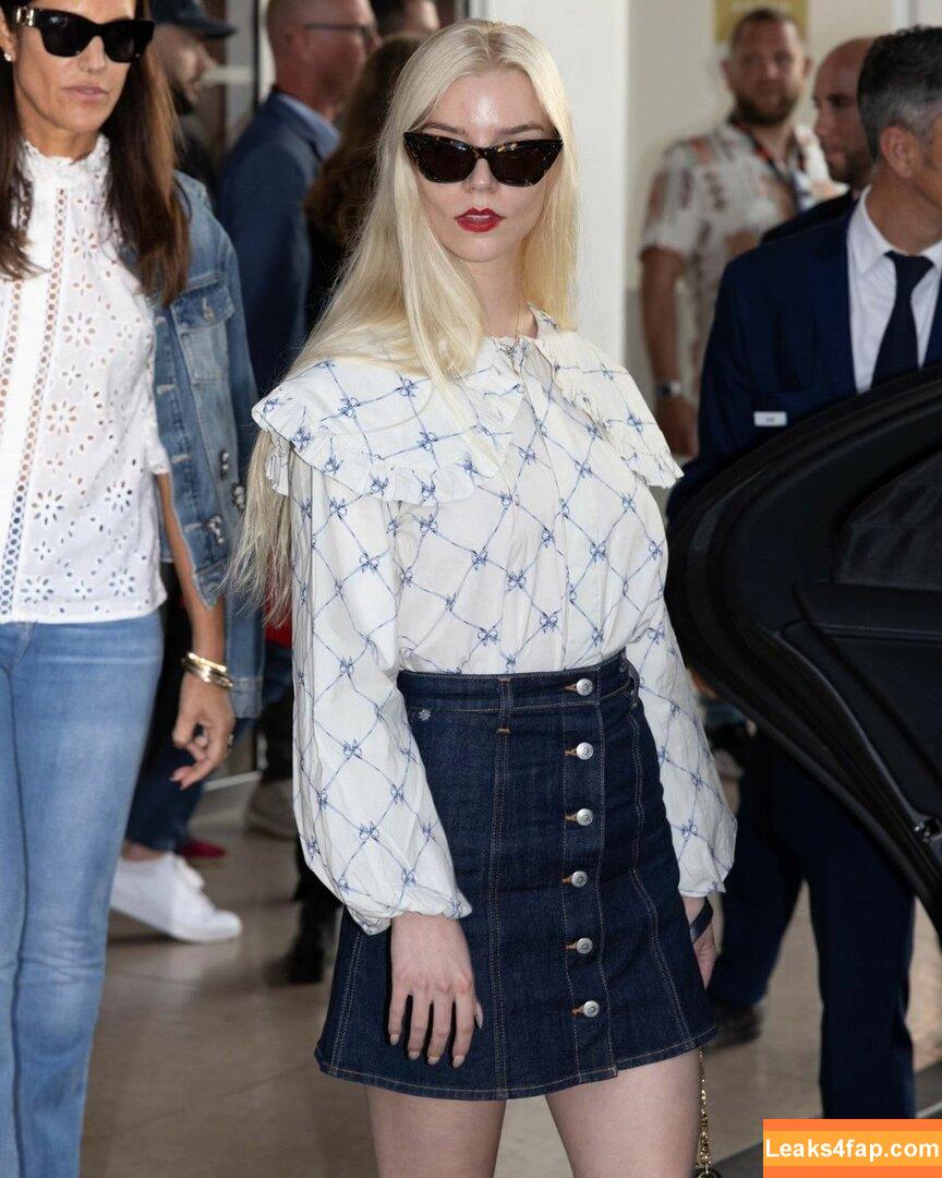 Anya Taylor-Joy / anyataylorjoy / owlicats leaked photo photo #1430