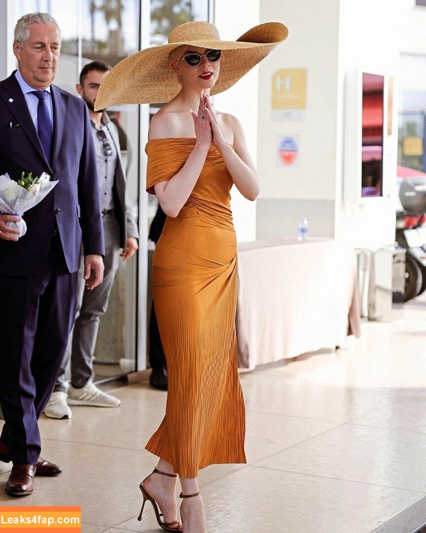 Anya Taylor-Joy / anyataylorjoy / owlicats leaked photo photo #1433