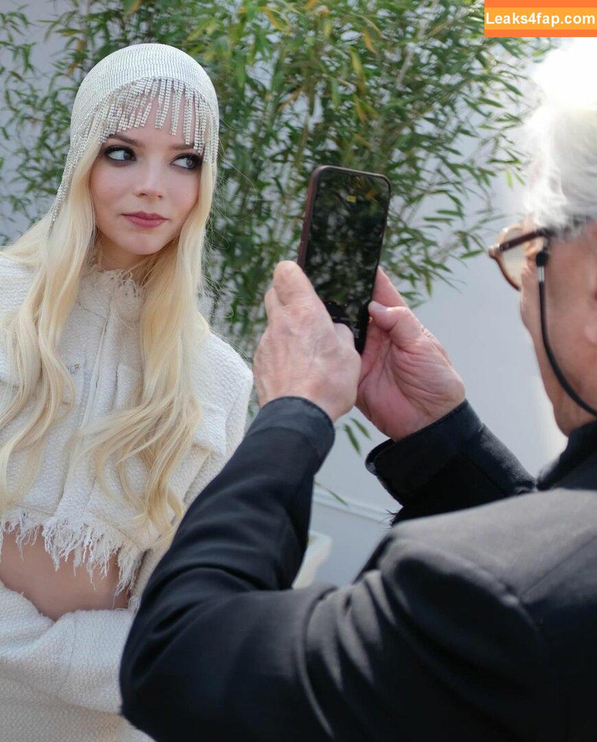 Anya Taylor-Joy / anyataylorjoy / owlicats leaked photo photo #1528