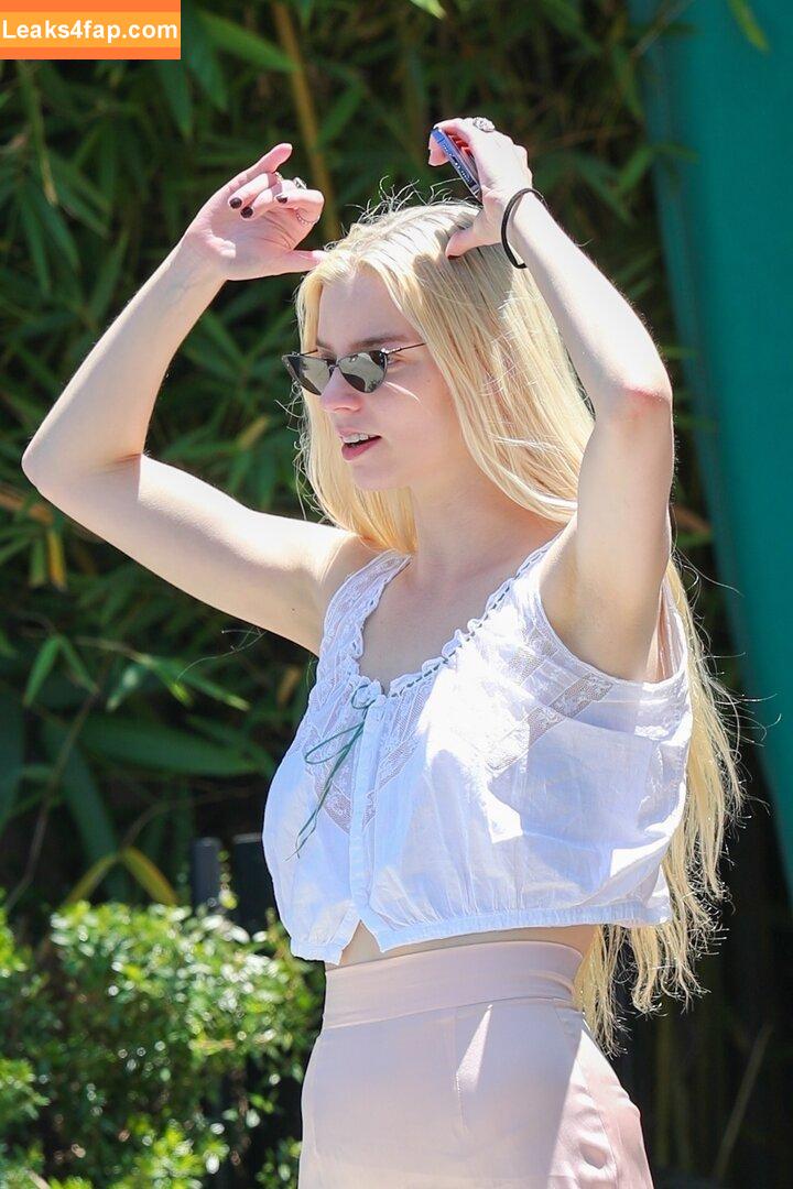 Anya Taylor-Joy / anyataylorjoy / owlicats leaked photo photo #1583