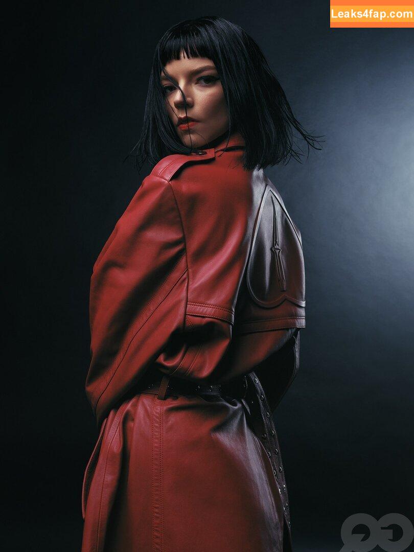 Anya Taylor-Joy / anyataylorjoy / owlicats leaked photo photo #1593