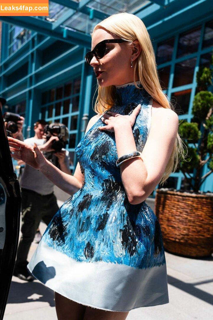 Anya Taylor-Joy / anyataylorjoy / owlicats leaked photo photo #1623