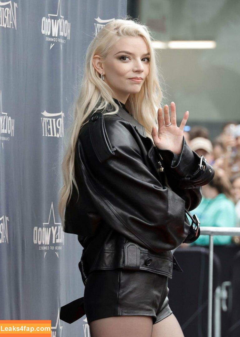 Anya Taylor-Joy / anyataylorjoy / owlicats leaked photo photo #1632