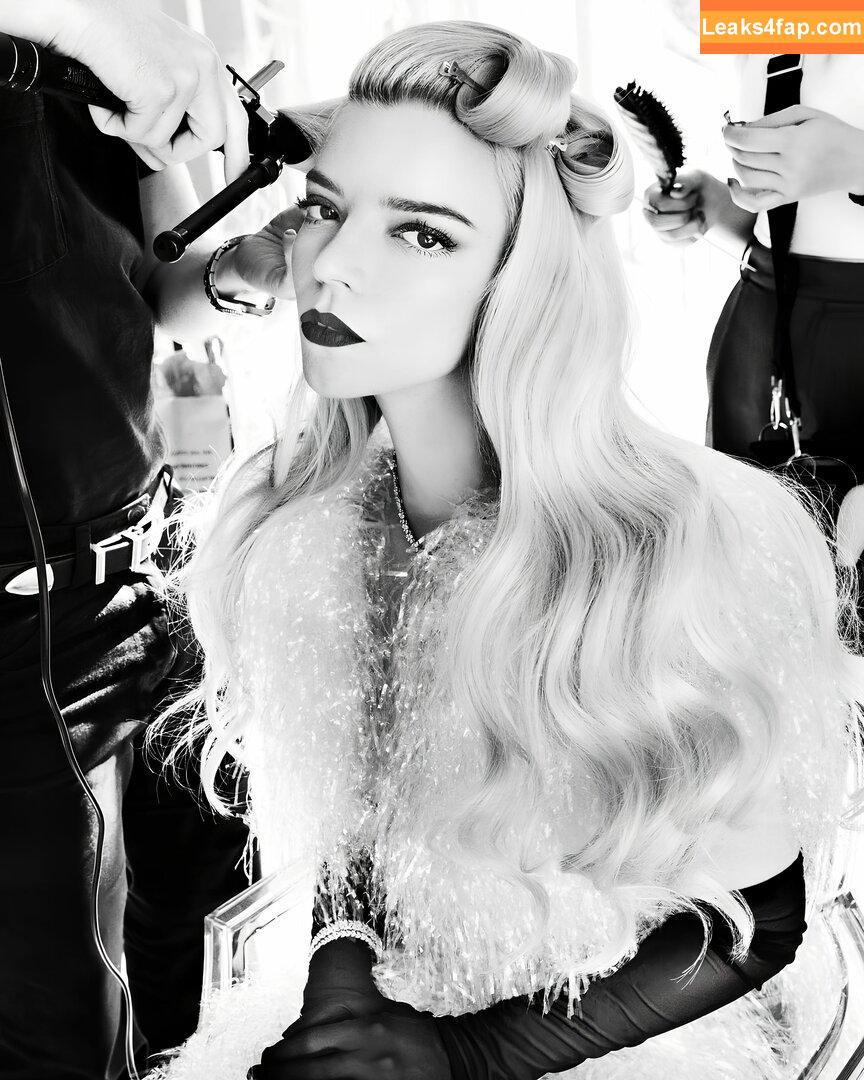 Anya Taylor-Joy / anyataylorjoy / owlicats leaked photo photo #1664