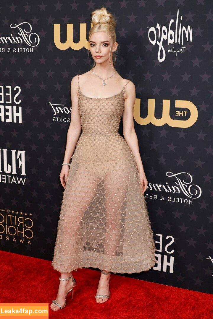 Anya Taylor-Joy / anyataylorjoy / owlicats leaked photo photo #1685