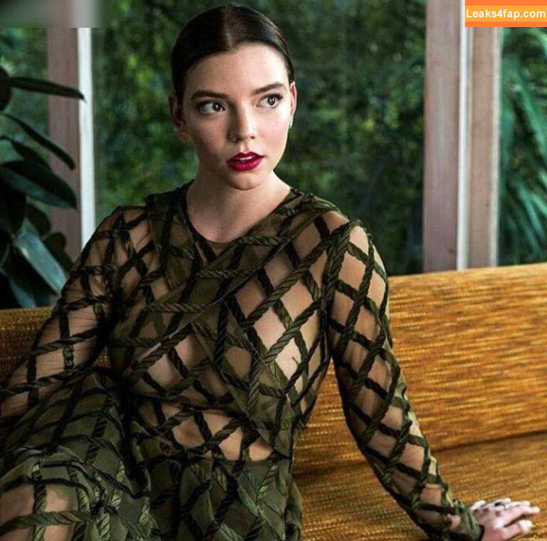 Anya Taylor-Joy / anyataylorjoy / owlicats leaked photo photo #1713