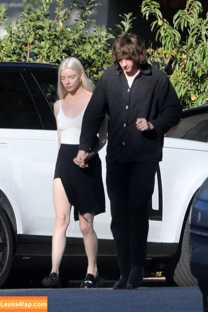 Anya Taylor-Joy / anyataylorjoy / owlicats leaked photo photo #1719