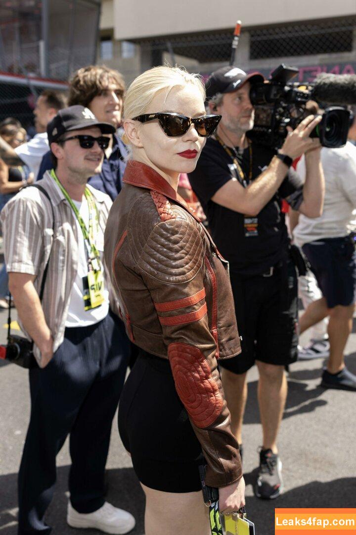 Anya Taylor-Joy / anyataylorjoy / owlicats leaked photo photo #1748