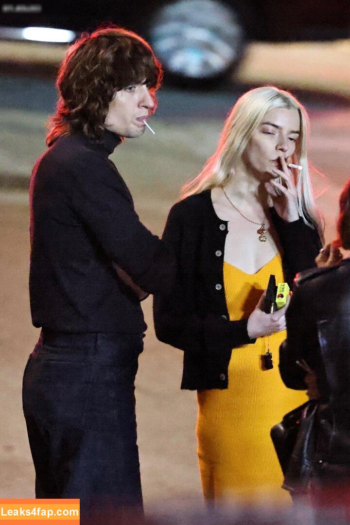 Anya Taylor-Joy / anyataylorjoy / owlicats leaked photo photo #1792