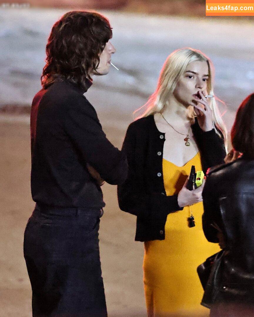 Anya Taylor-Joy / anyataylorjoy / owlicats leaked photo photo #1794
