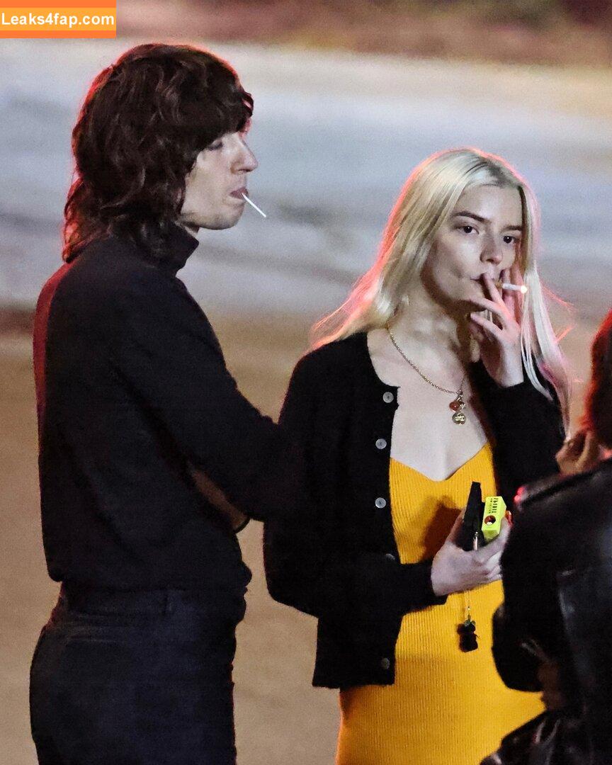 Anya Taylor-Joy / anyataylorjoy / owlicats leaked photo photo #1797