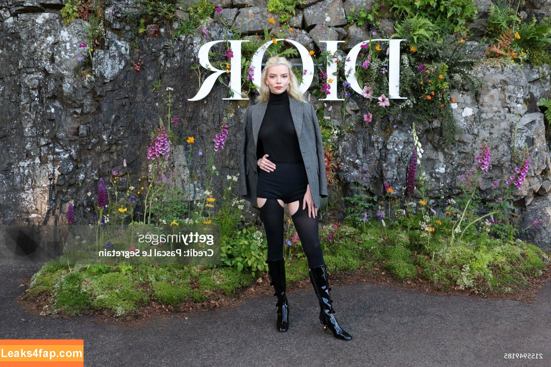 Anya Taylor-Joy / anyataylorjoy / owlicats leaked photo photo #1807