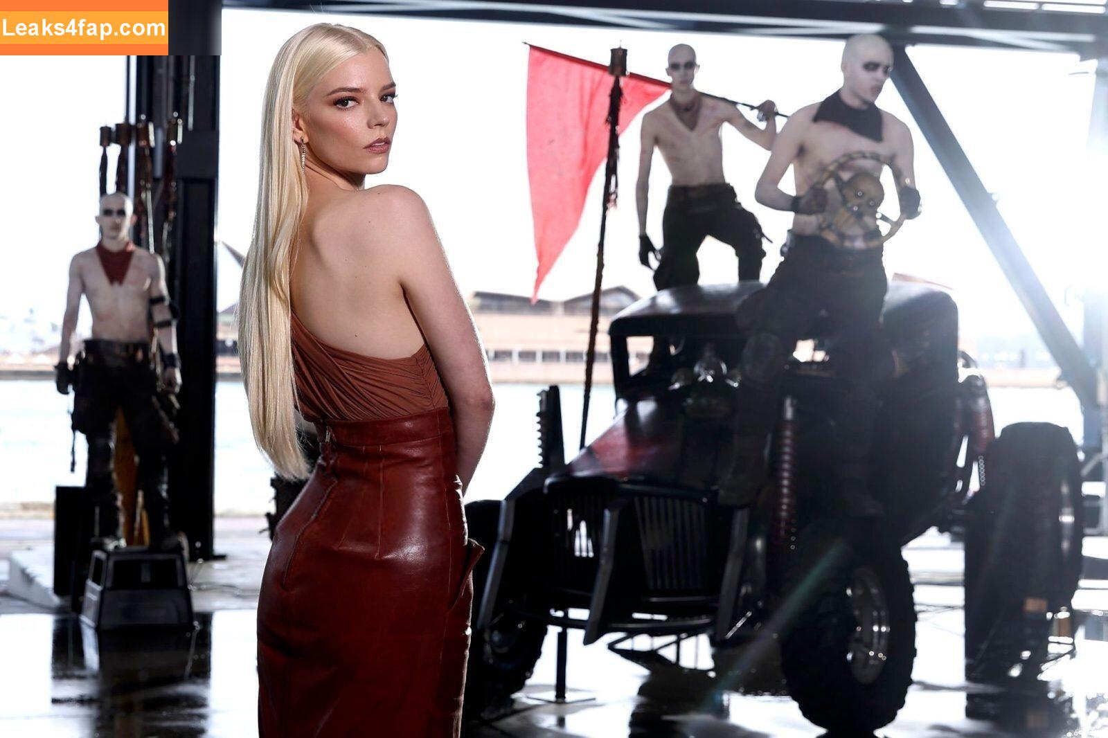 Anya Taylor-Joy / anyataylorjoy leaked photo photo #1980