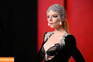 Anya Taylor-Joy photo #1063