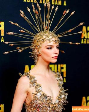 Anya Taylor-Joy photo #1311