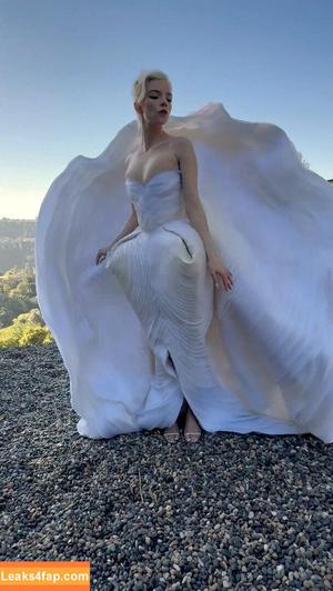 Anya Taylor-Joy photo #1374
