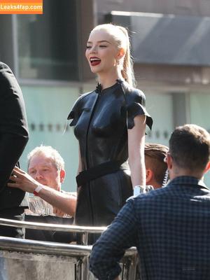 Anya Taylor-Joy photo #1382