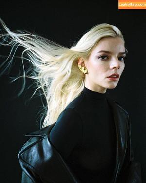 Anya Taylor-Joy photo #1423