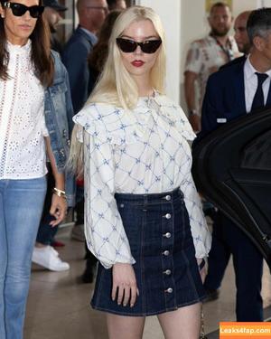 Anya Taylor-Joy photo #1430