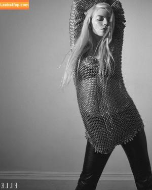 Anya Taylor-Joy photo #1450