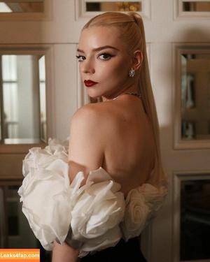 Anya Taylor-Joy photo #1600