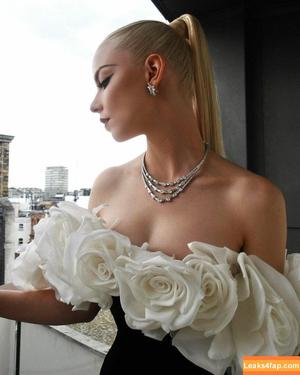 Anya Taylor-Joy photo #1601