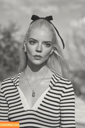 Anya Taylor-Joy photo #1604