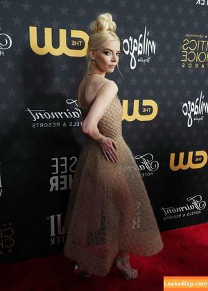 Anya Taylor-Joy photo #1686
