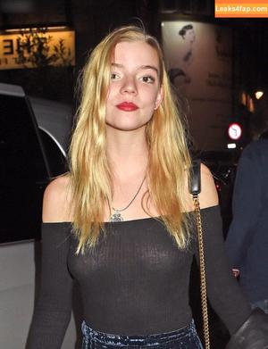 Anya Taylor-Joy photo #1697