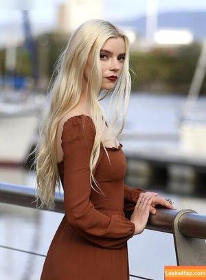 Anya Taylor-Joy photo #1816