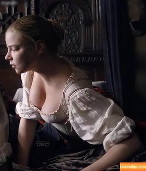 Anya Taylor-Joy photo #1821