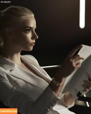 Anya Taylor-Joy photo #1844