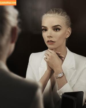 Anya Taylor-Joy photo #1845