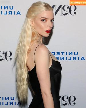 Anya Taylor-Joy photo #1859