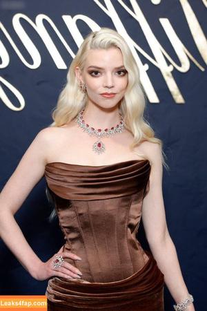 Anya Taylor-Joy photo #1939