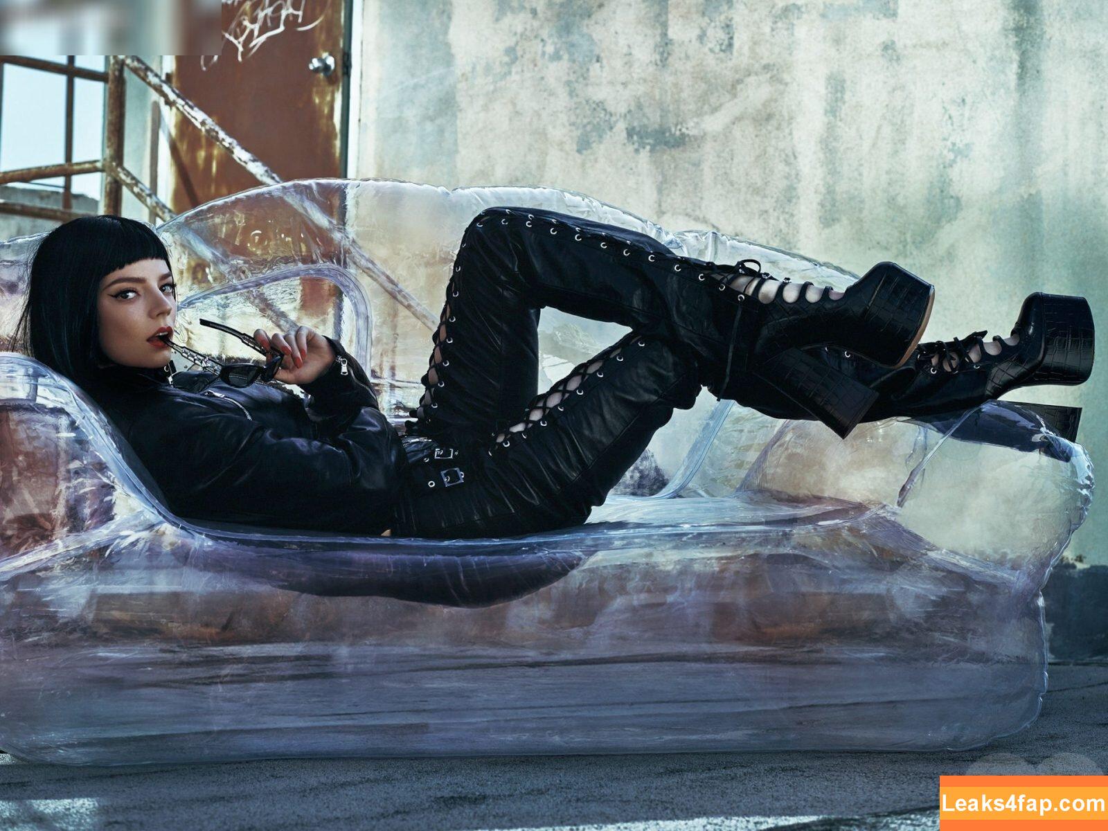 Anya Taylor-Joy / anyataylorjoy leaked photo photo #2035