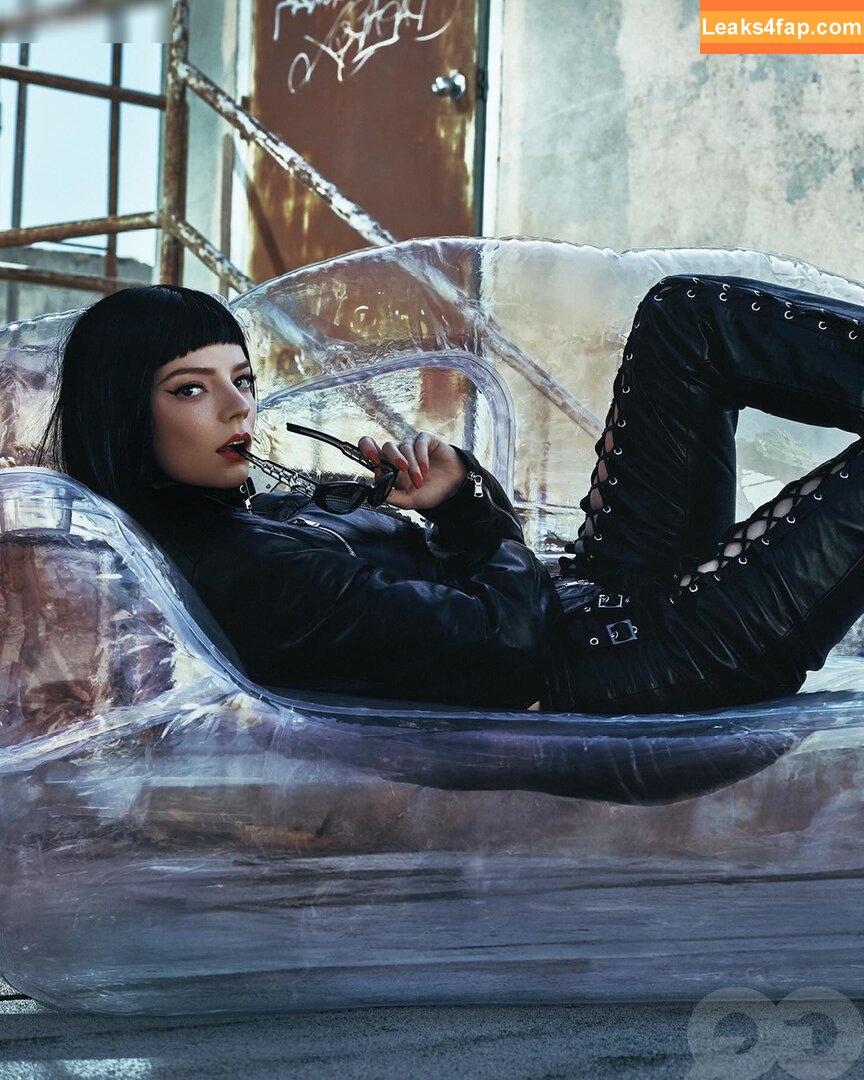 Anya Taylor-Joy / anyataylorjoy leaked photo photo #2036