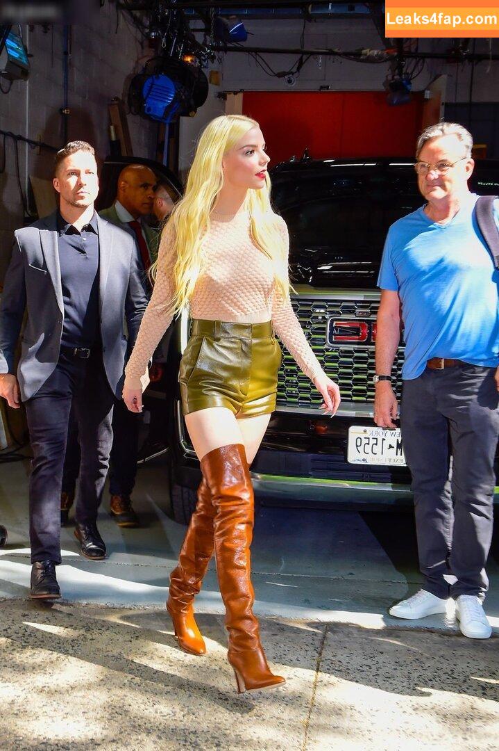 Anya Taylor-Joy / anyataylorjoy leaked photo photo #2052