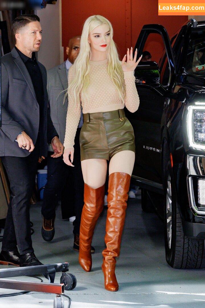 Anya Taylor-Joy / anyataylorjoy leaked photo photo #2054