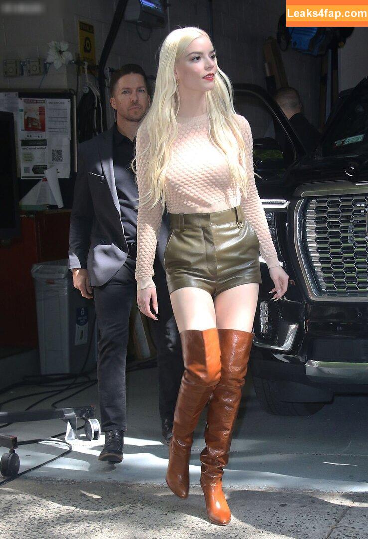 Anya Taylor-Joy / anyataylorjoy leaked photo photo #2056