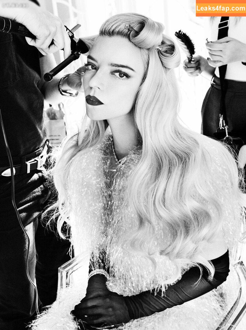 Anya Taylor-Joy / anyataylorjoy leaked photo photo #2060