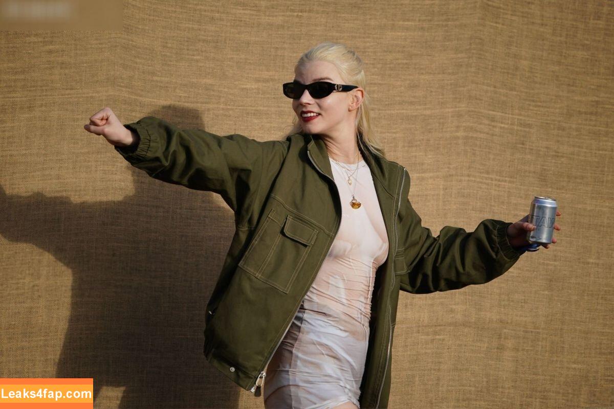 Anya Taylor-Joy / anyataylorjoy / owlicats leaked photo photo #2112